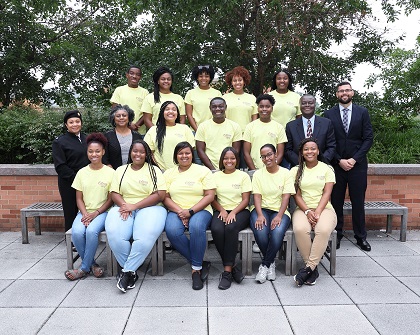 Twelve Tougaloo College sophomores visited a hospital at the National Institutes of Health