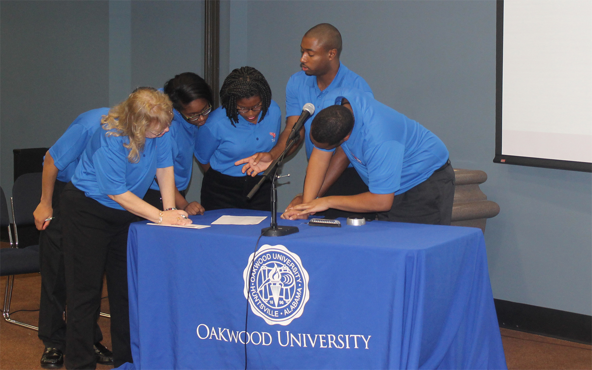 Tougaloo College Wins at Oakwood Honda All-Star Challenge 